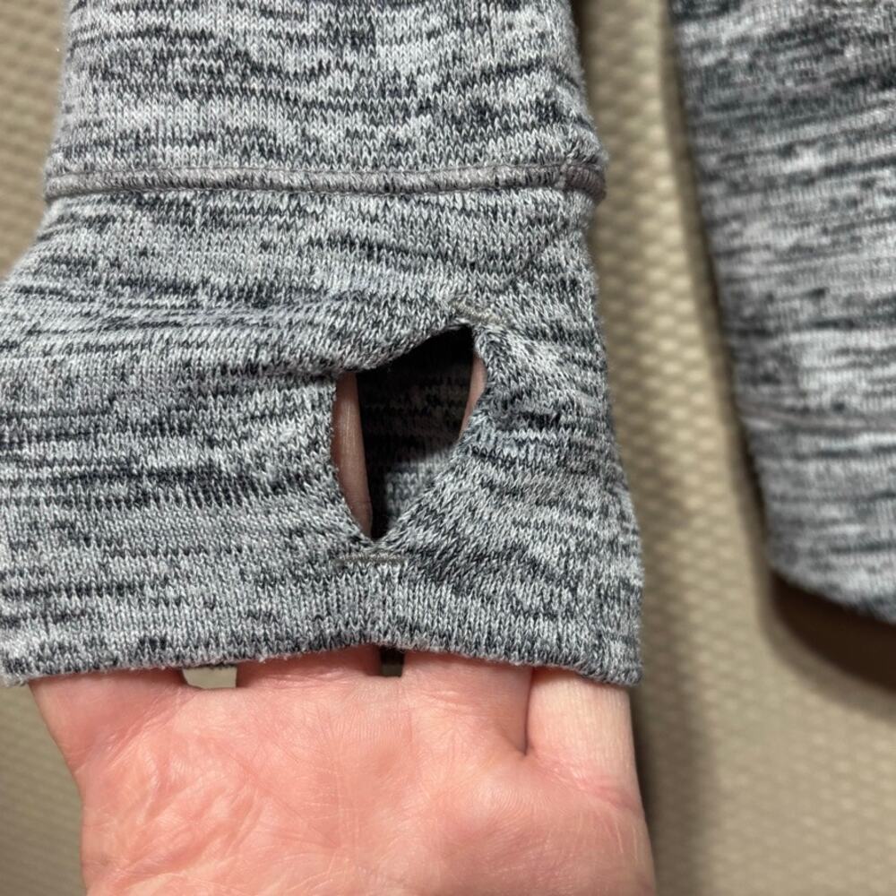 Athleta Girl Medium (8-10) Marled Gray Long Sleeve Zipper Pocket Tunic Shirt - Picture 2 of 5